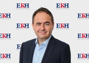 القابضة المصرية الكويتية تقر توزيع أرباح نقدية وأسهم منحة عن 2024