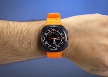 سامسونج تُعيد إحياء سلسلة الساعات الكلاسيكية مع “Galaxy Watch 8 Classic”