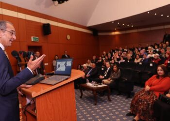 وزير الاتصالات يفتتح فعاليات الاحتفالية السنوية لمبادرة قدوة. تك: مستقبل تمكين المرأة في عصر التحول الرقمى 2025