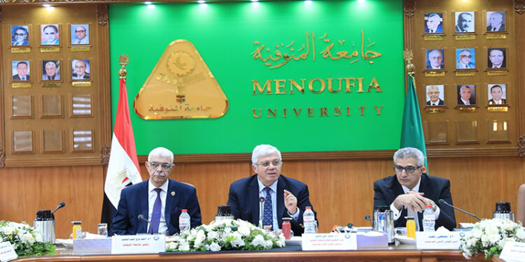 وزير التعليم العالي يترأس اجتماع المجلس الأعلى للجامعات بجامعة المنوفية