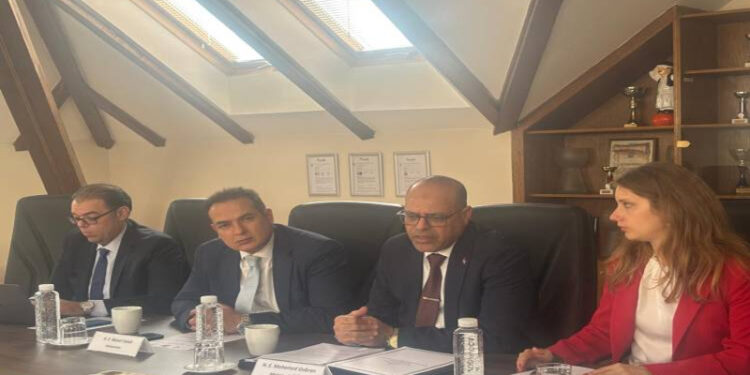 ︎وزير العمل يواصل لقاءته في صربيا ويعقد إجتماعًا مع مدير هيئة التوظيف الوطني الصربية