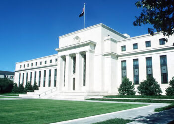 بنك الاحتياطي الفيدرالي الأمريكي يحسم أسعار الفائدة في ثالث اجتماعات 2025.. اليوم