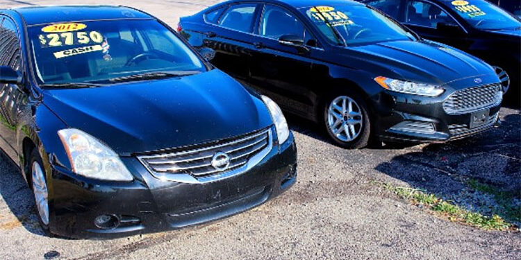 توكيل سيارات أمريكي يغلق أبوابه بعد عملية سرقة