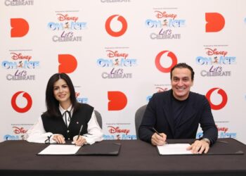 عروض “ديزني أون آيس” بشراكة بين ڤودافون وDINO Activations