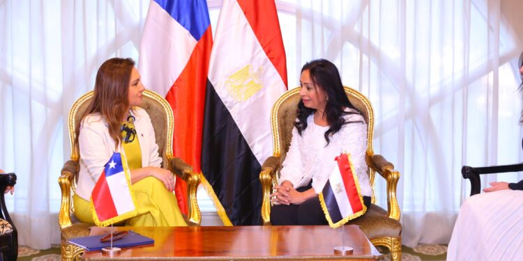 وزيرة التضامن الاجتماعي تلتقي نائبة وزير خارجية تشيلي