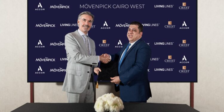 أكور تعلن عن توسيع محفظة فنادقها في مصر عبر توقيع اتفاقية لإنشاء فندق موڤنبيك جديد في غرب القاهرة