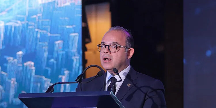 الرقابة المالية: الذكاء الاصطناعي ضروري في تطوير القطاع المالي