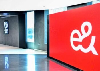 بعد الجدل حول إعلانها.. إي آند مصر توضح وتؤكد احترامها للجميع