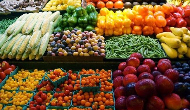 أسعار الخضار والفاكهة اليوم الخميس