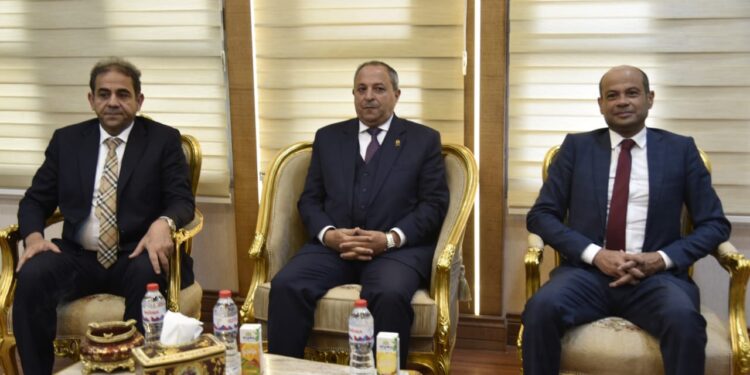 البورصة المصرية توقع بروتوكول تعاون مع جامعة بورسعيد