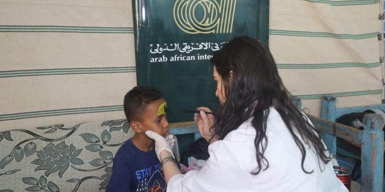 البنك العربي الإفريقي الدولي ينظم ويرعى قافلة طبية متخصصة مع مستشفيات جامعة أسيوط