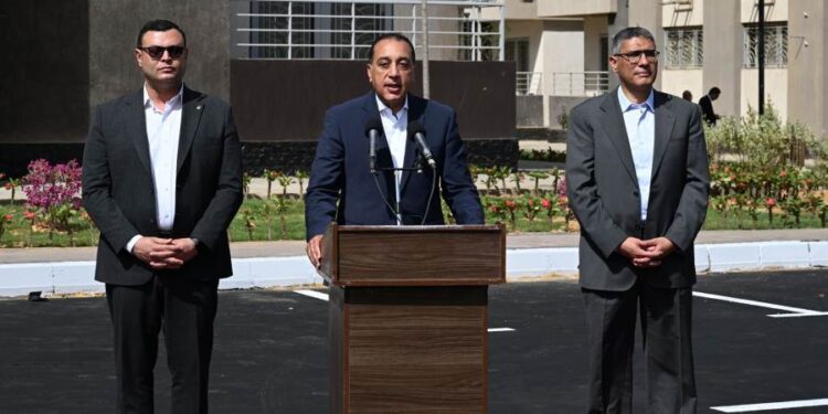 رئيس الوزراء: 60% من القيمة الحقيقية للوحدة السكنية بالإسكان الاجتماعي تقدمها الدولة كدعم للمستفيد