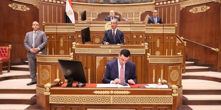 وزير الاتصالات: الهجمات الإلكترونية تهدد الثقة والسيادة واستقرار المجتمعات