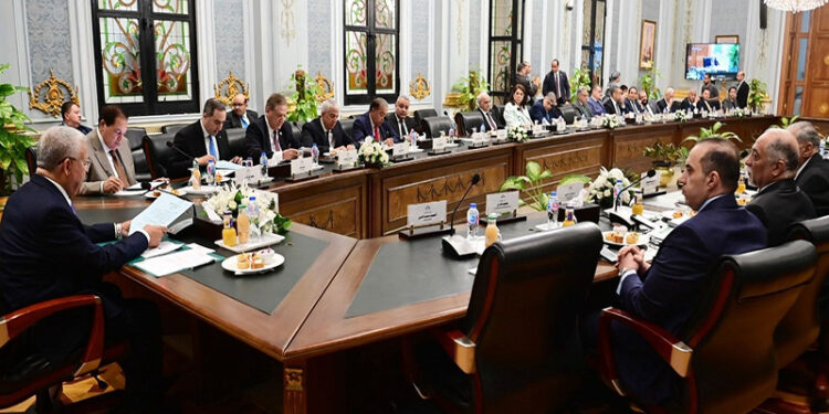 رئيس مجلس النواب يثني على نشاط المجلس ولجانه النوعية خلال الفصل التشريعي الحالي