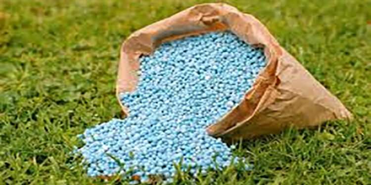 وزارة الزراعة: الأسمدة متوفرة بالجمعيات الزراعية واستمرار الصرف وفقًا لمنظومة كارت الفلاح