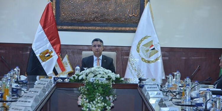 وزير التموين يترأس اجتماع الجمعية العامة للشركة المصرية القابضة للصوامع والتخزين