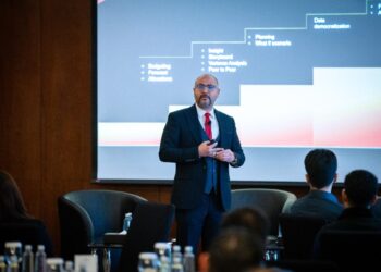 منصة ZAKAA من Diamond Group تُغير قواعد المالية