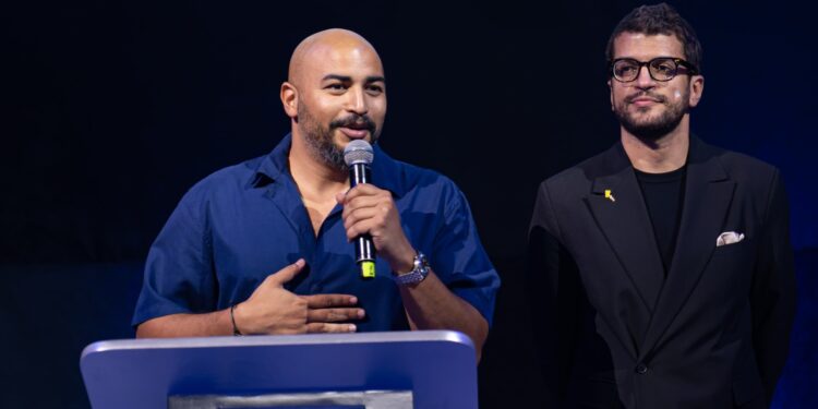 SYNC تختتم فعاليات النسخة الأولى من SYNC AWARDS وتكرم 16 من رموز الإبداع في مصر