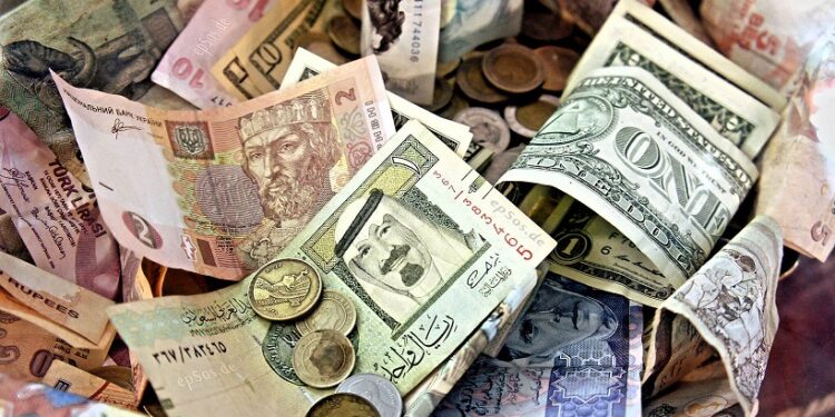 أسعار العملات في مصر اليوم الاربعاء