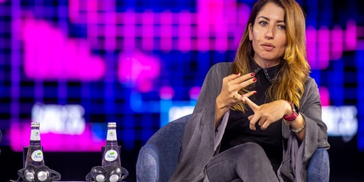 تيك توك تُعيد تعريف التعليم.. STEM وسيلتنا لتمكين جيل المستقبل