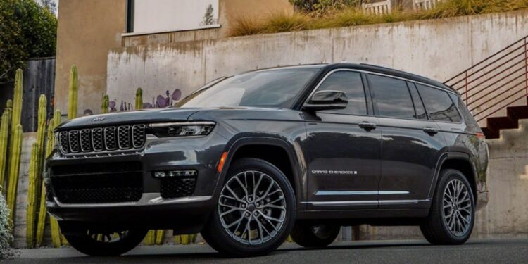 سعر ومواصفات جيب جراند شيروكي في الإمارات