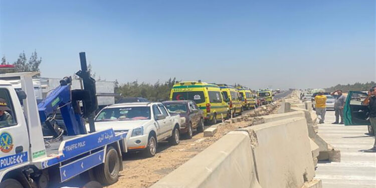 وزير الصحة يتابع  تداعيات حادث الطريق الإقليمي بالمنوفية ويوجه بتقديم كافة أوجه الدعم للمصابين وأهالي الضحايا