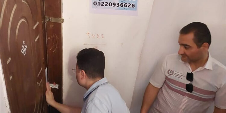 الصحة: إغلاق منشأتين طبيتين غير مرخصتين وضبط منتحلي صفة طبيب في الدقهلية