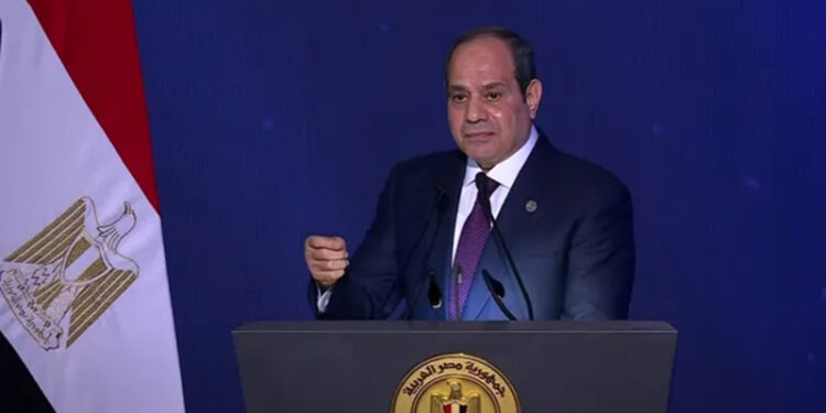 السيسي يوجه بضم أسرة المهندس مصطفى أنور شهيد عملية حركة حسم الإرهابية لصندوق تكريم الشهداء