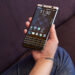 هاتف Keyphone المستوحى من BlackBerry يغزو الأسواق