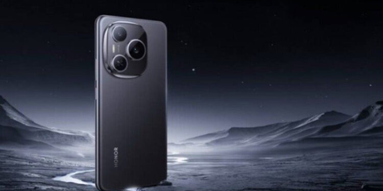 هونر تطلق هاتفًا ذكيًا يشبه iPhone بسعة 8000 مللي أمبير في الساع