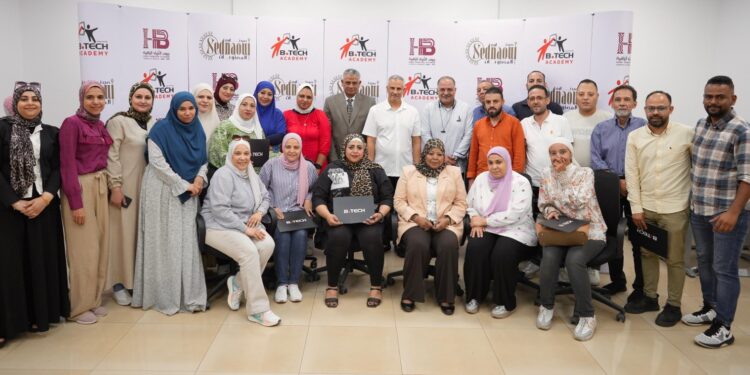 “بي تك” تدعم تطوير الكوادر البشرية بشركات القطاع العام من خلال برنامج تدريبي متكامل لموظفي “صيدناوي وبنزايون”