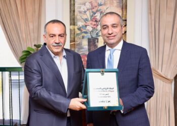 رئيس البنك الزراعي المصري يلتقي محافظ أسيوط لبحث تعزيز التعاون ودعم التنمية الزراعية بالمحافظة