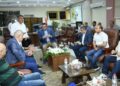 وزير الإسكان يعقد اجتماعًا بمقر جهاز “مدينة السادات” لمتابعة سير العمل بمختلف القطاعات بالمدينة