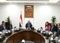 رئيس الوزراء يستعرض الاستراتيجية الوطنية للحرف اليدوية (2025 – 2030)