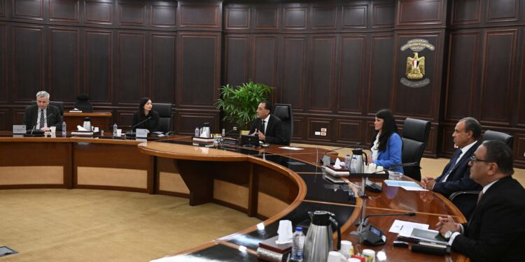 رئيس الوزراء يلتقي وزيرة ألمانيا الاتحادية للتعاون الاقتصادي والتنمية