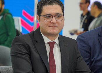 محمود أحمد: نثمن الدور المحوري الذي تقوم به وزارة الاتصالات في ضمان استقرار الخدمات الرقمية في مصر