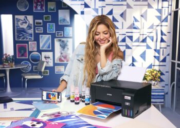 إبسون تبرم شراكة مع الأيقونة الفنية العالمية شاكيرا