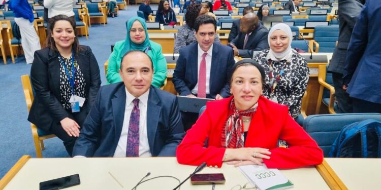 وزيرة البيئة تلقي كلمة تشيد فيها بمسيرة أفريقيا البيئية الممتدة لأربعين عامًا من الالتزام والمرونةً في مواجهة التحديات البيئية