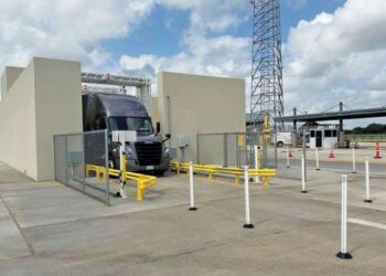 خبراء يحذرون: ضعف التنسيق الدولي يعرقل أزمة التجارة غير المشروعة ويقوّض جهود مكافحتها