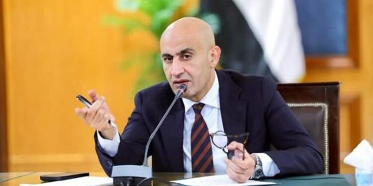 وزير التربية والتعليم يلتقي أوائل الثانوية العامة لتكريمهم بمقر الوزارة السبت