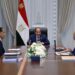 الرئيس السيسي يجتمع مع رئيس الوزراء ووزير الصناعة والنقل