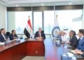 وزير البترول يبحث مع شركات عالمية آليات تنفيذ مشروع المسح الجوي لتحديث قاعدة بيانات الثروات التعدينية