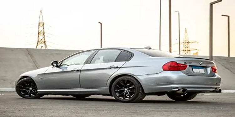 بي إم دبليو 320 أوتوماتيك بـ 600 ألف جنيه