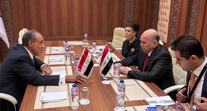 لقاء ثنائي بين وزيري خارجية مصر والعراق على هامش الدورة الاستثنائية لمجلس وزراء خارجية