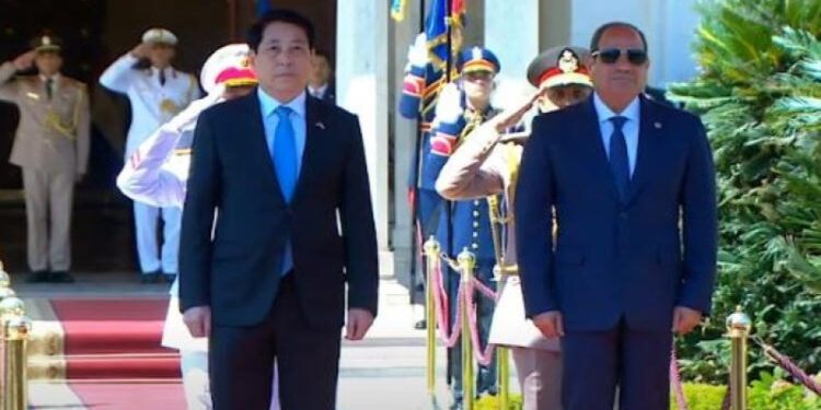 مراسم استقبال رسمية للرئيس الفيتنامي بقصر الاتحادية