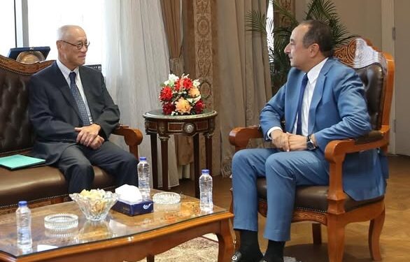 وزير قطاع الأعمال يستقبل سفير اليابان بالقاهرة لبحث فرص تعزيز التعاون والاستثمار المشترك