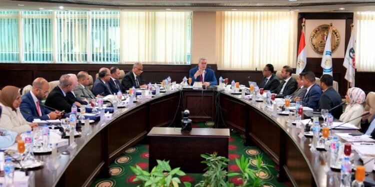 وزير البترول خلال الجمعية العامة للشركة المصرية لإنتاج الإيثيلين ومشتقاته (إيثيدكو)