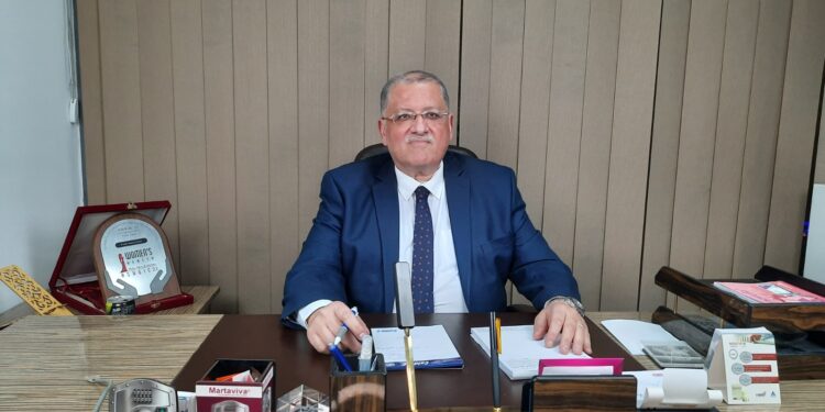 الذكاء الاصطناعي يفتح آفاقًا جديدة في الحقن المجهري وعلاج العقم.. د. حاتم الجمل يوضح التطورات