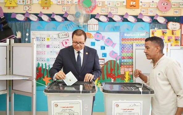 ئيس الهيئة العامة للاعتماد والرقابة الصحية يُدلي بصوته بانتخابات مجلس الشيوخ