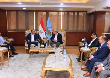 محافظ الغربية يستقبل وزير العمل .. وترتيبات لزيارة موقع الحادث وتقديم العزاء و”الدعم”